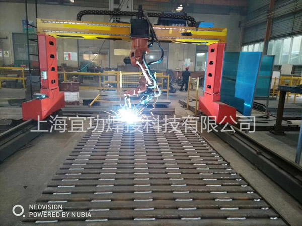 ���әC���˿͑��F��